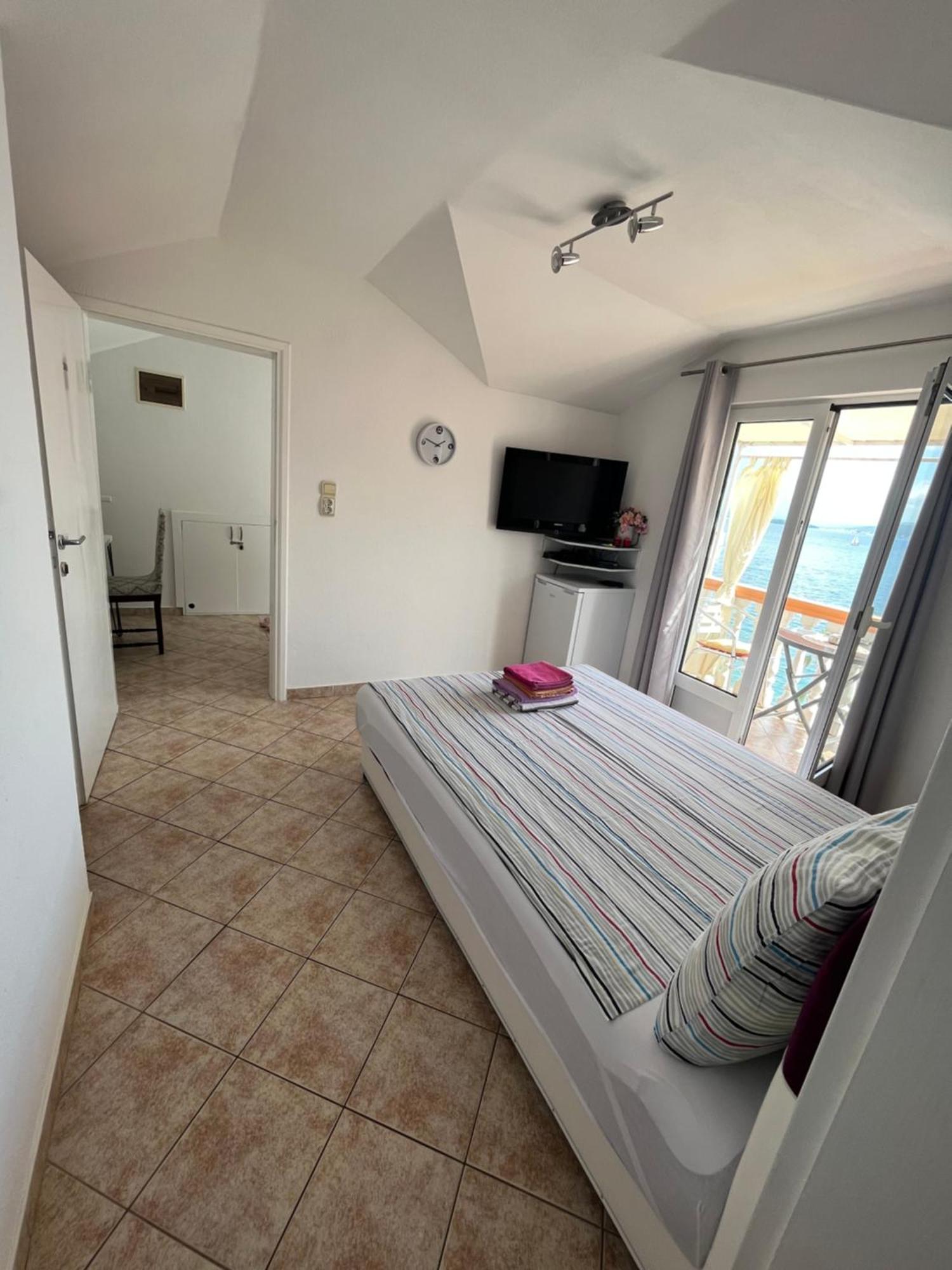 Apartmani Kalinic Bijela Dış mekan fotoğraf