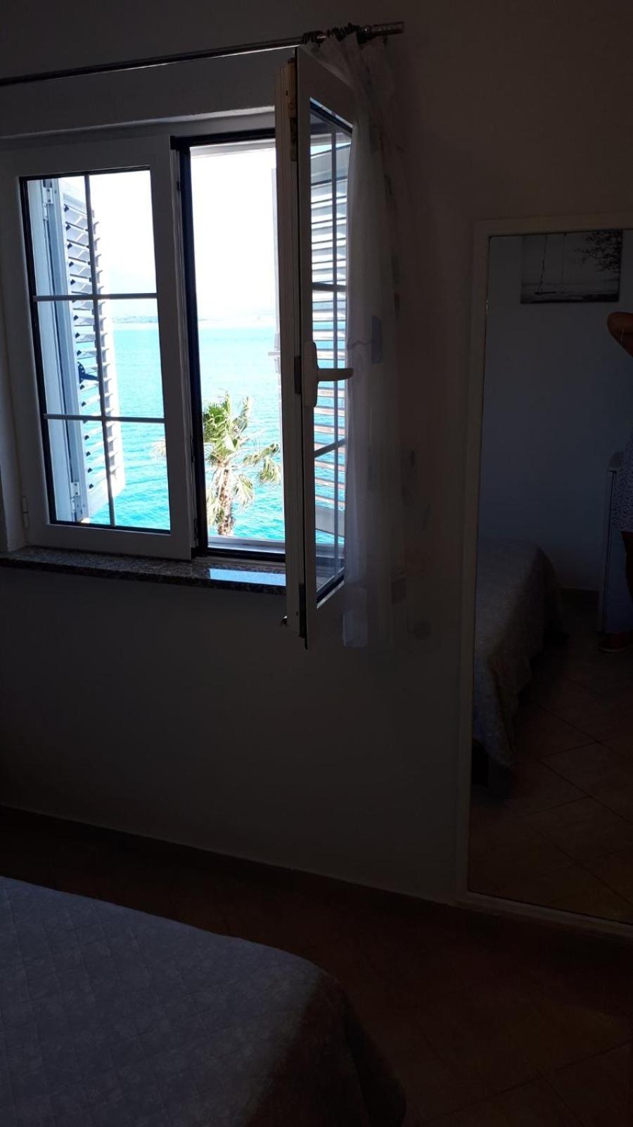 Apartmani Kalinic Bijela Oda fotoğraf