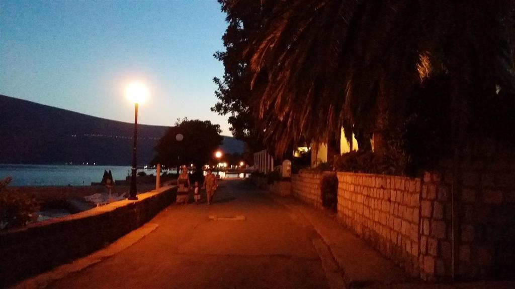 Apartmani Kalinic Bijela Dış mekan fotoğraf